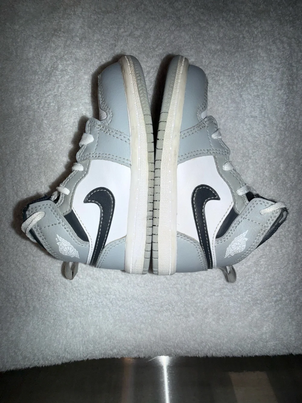 Nike Air Jordan’s Kids Gray & White High-Top Sneakers Size: 8C